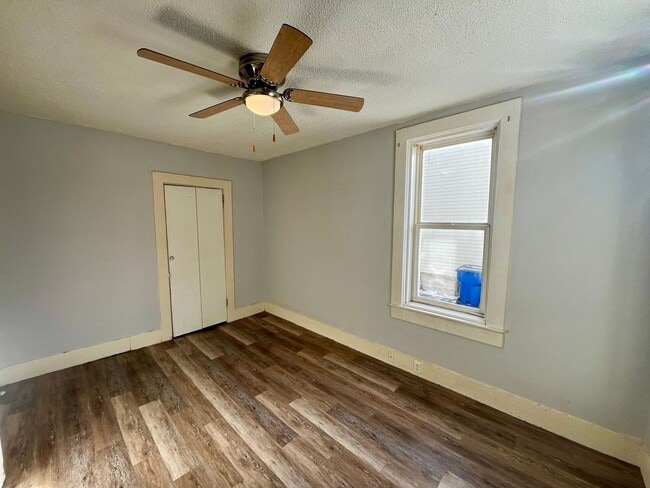 Photo - 409 N State St Unit Lower