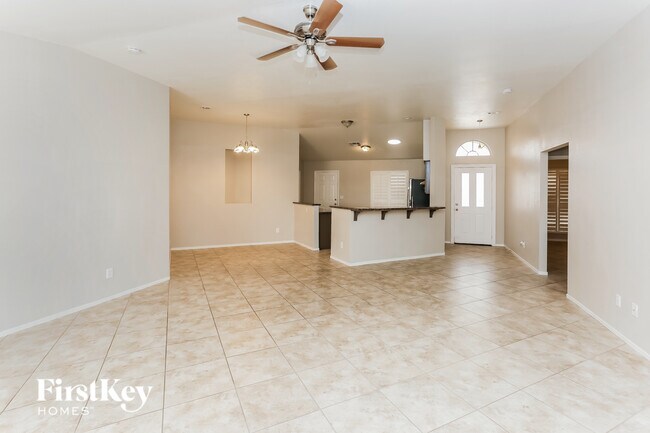 Photo - 4933 Glenarden Dr