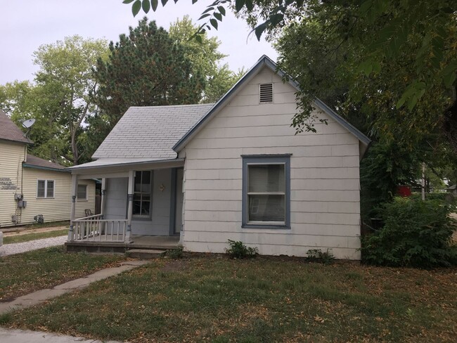 Building Photo - 508 W 5th St