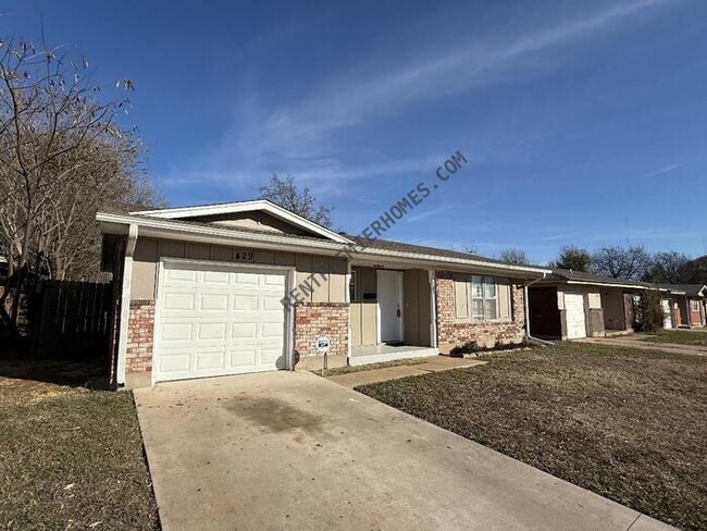 Photo - 429 NW 86th St