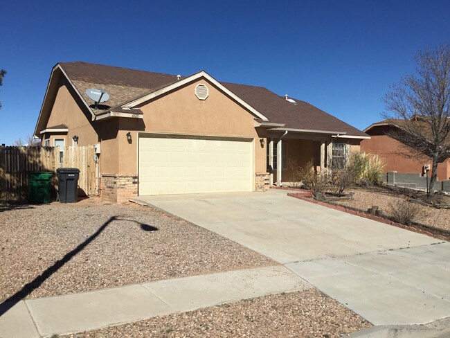 6925 Topeka Hills Drive NE - 6925 Topeka Hills Drive NE House