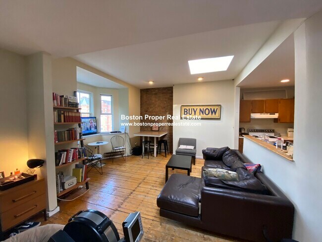 Photo - 415 Massachusetts Ave Unidad 5