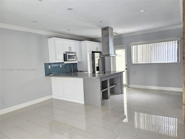 Photo - 5816 SW 9th St