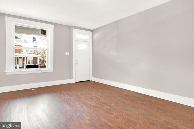 Photo - 5 Bedroom in Uptown Hbg - Section 8 accepted.