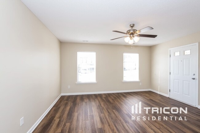 Photo - 457 Cape Jasmine Way