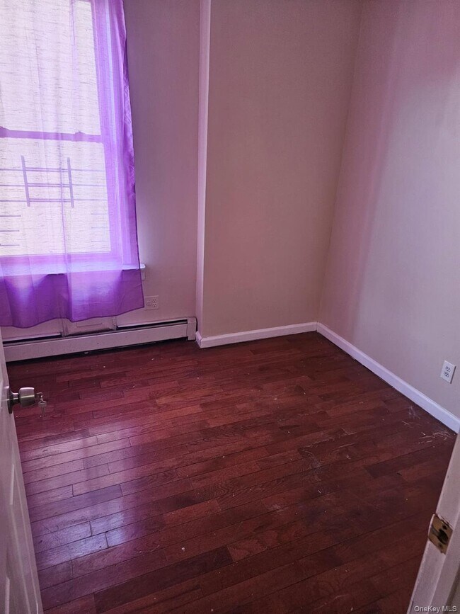 Photo - 105-17-105170 170th St Unit 1