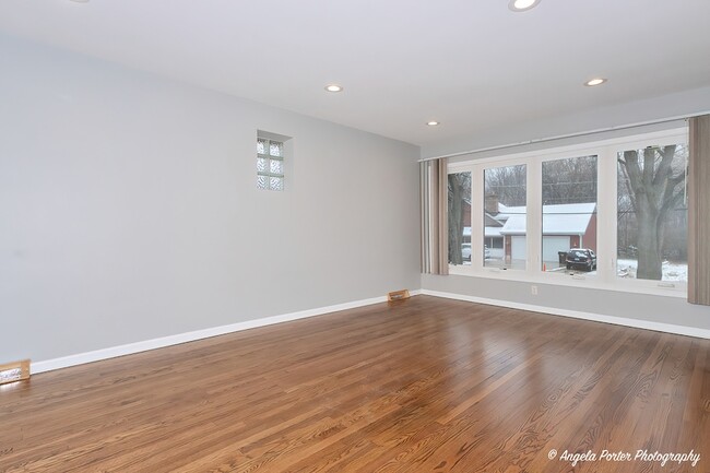 Photo - 40 Pine Tree Row