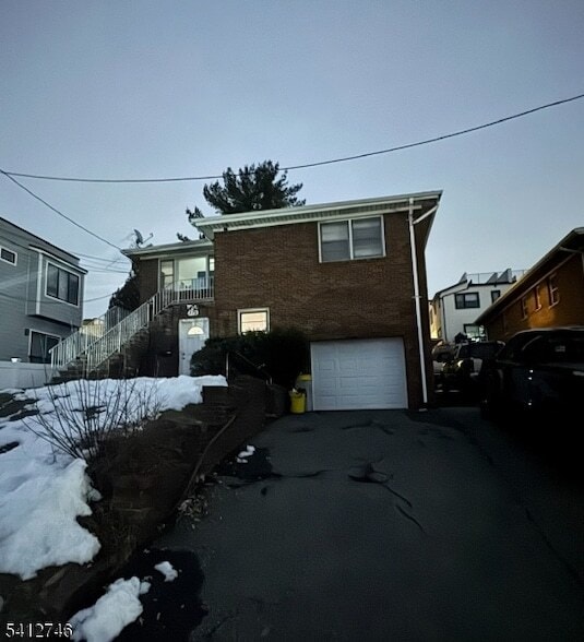 Building Photo - 270 10th St Unit 1