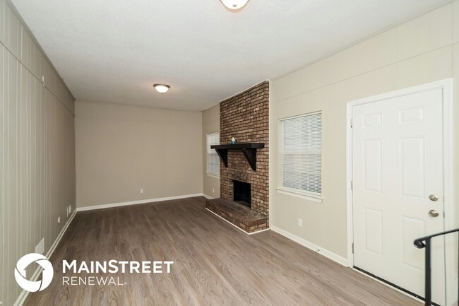 Photo - 1037 Medina Dr