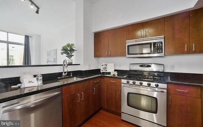 Photo - 1000 New Jersey Ave SE Unit PH24