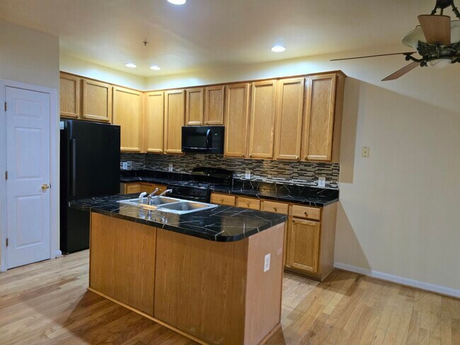 Photo - 8229 Shooting Star Ln