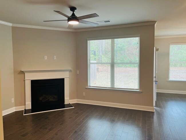 Photo - Wow! 4 bedroom 2.5 bathroom in Suwanee! Must See!!