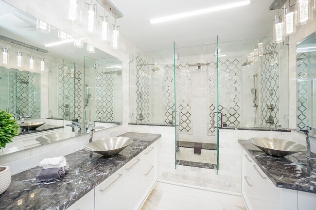 Photo - 5711 Sugar Hill Dr Unidad 29