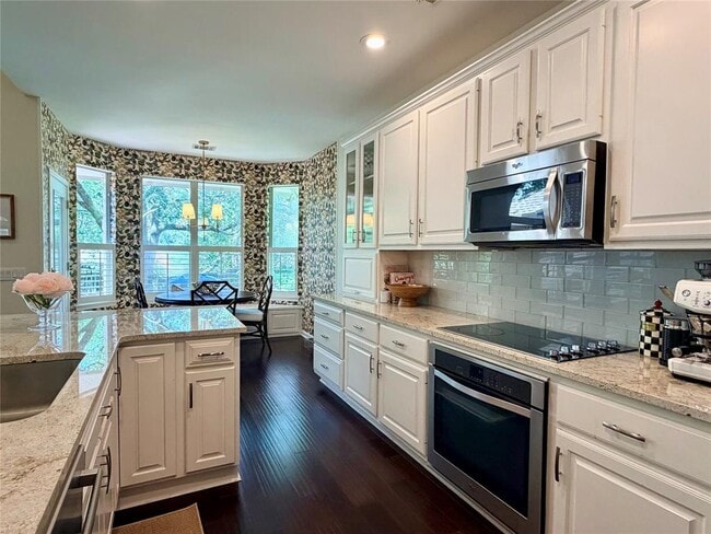 Photo - 11508 Emerald Falls Dr