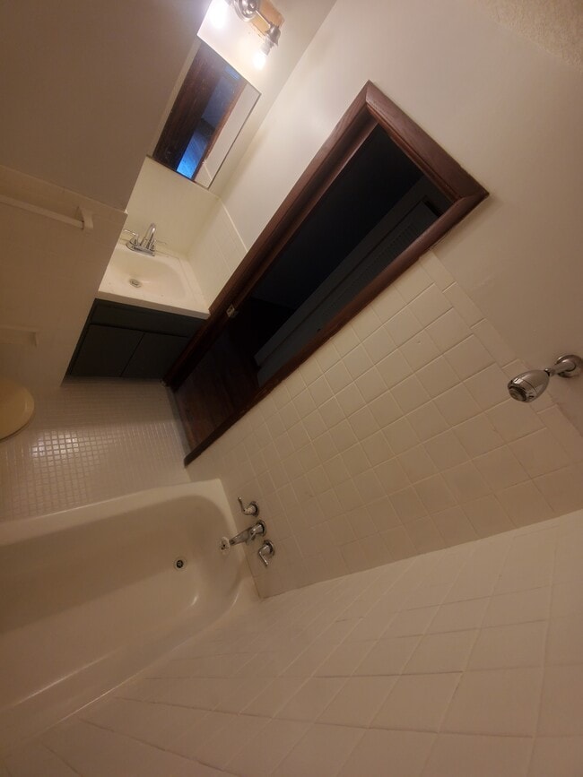 Full bathroom