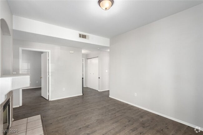 Building Photo - 9050 W Warm Springs Rd Unit 1140 Rental