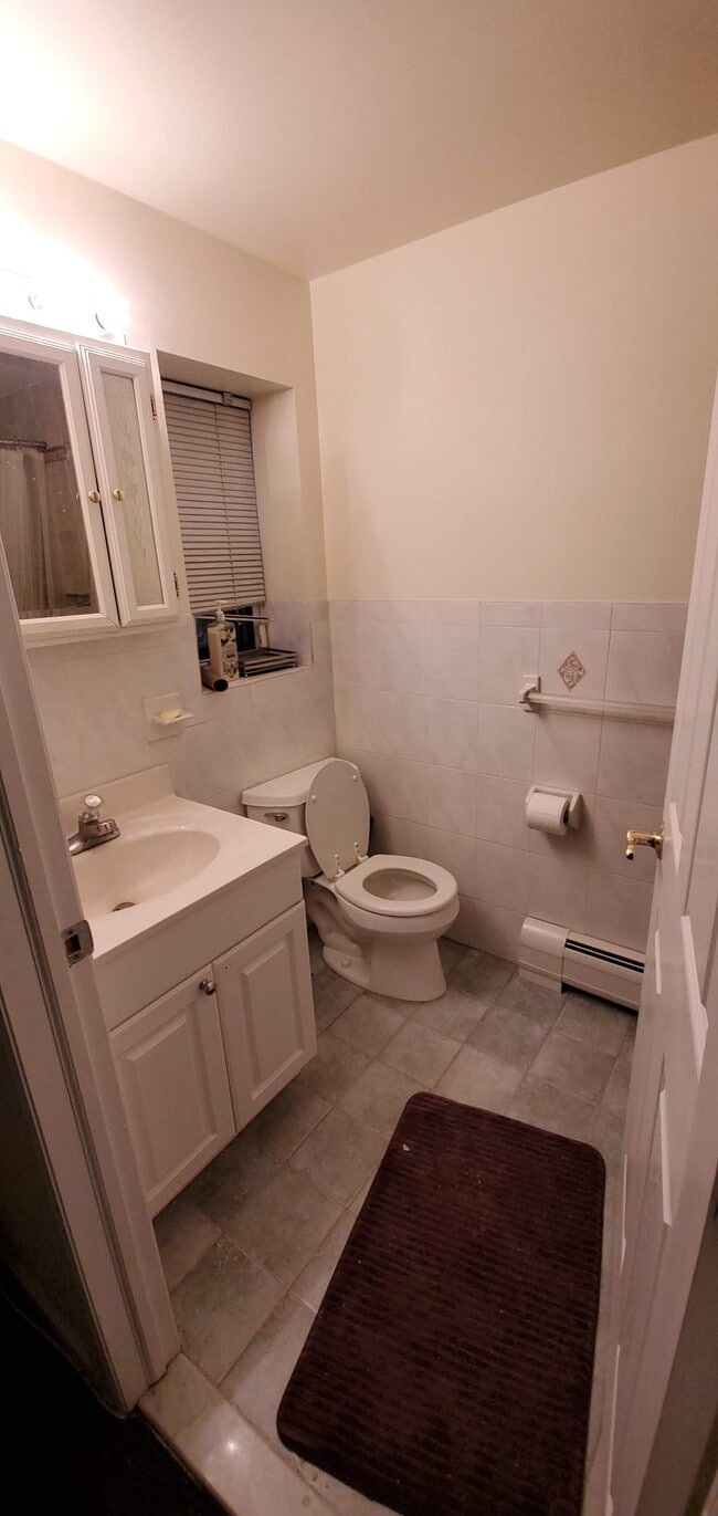 Photo - 248 Riverview Pl