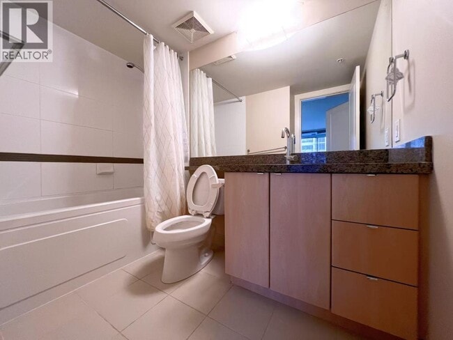 Photo - 6068 No. 3 Road Unité 710