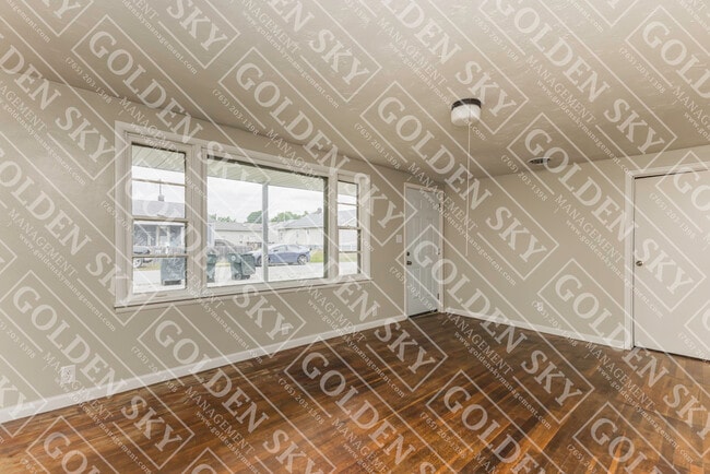 Photo - 2908 S Monroe St