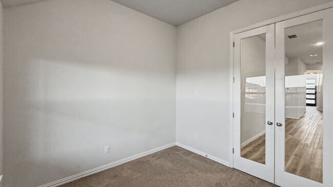 Photo - 16617 Hidden Cove Dr