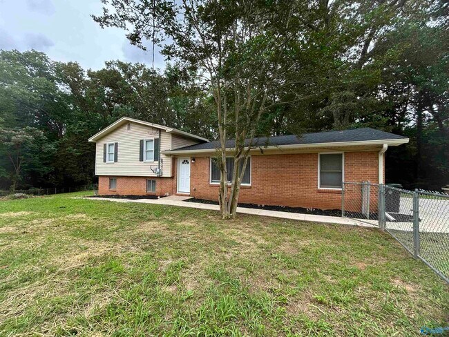 Photo - 285 Ruby Dr House
