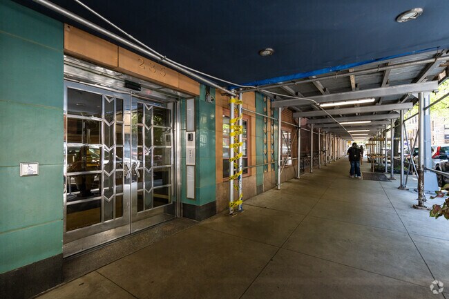 Photo - Gramercy House