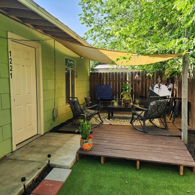Photo - 1221 W Thorain Blvd Casa