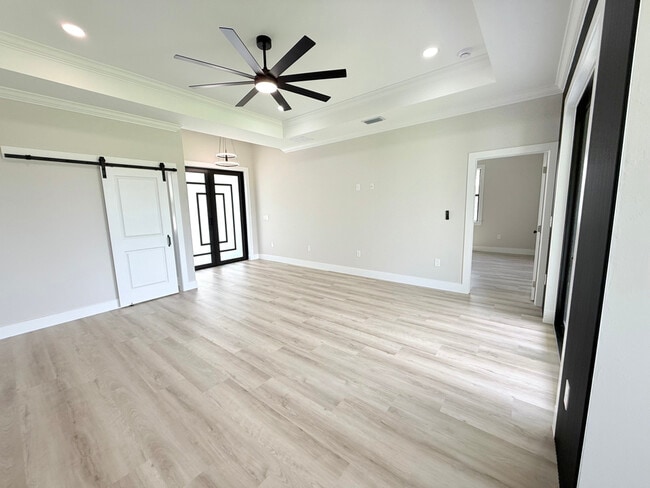 Photo - 1019 Cedartree Ave