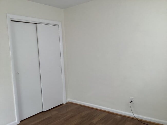 Photo - 10 Scottfield Rd