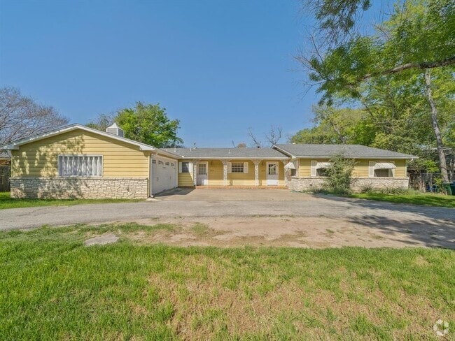 Building Photo - 2326 Hartford Rd Rental