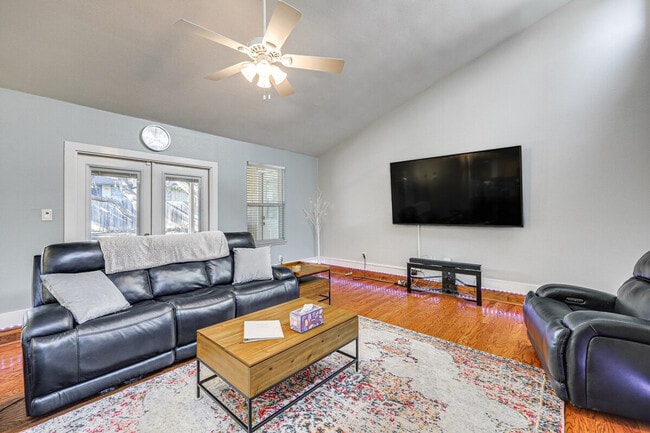 Photo - 8411 Brixton Unit ID1386179P