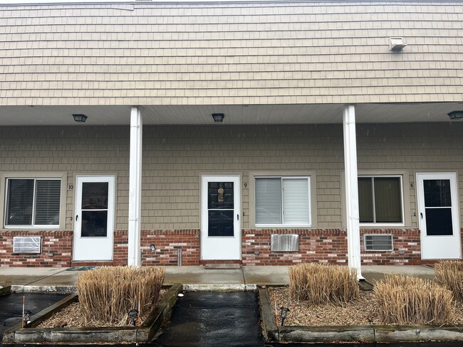 Photo - 26 W Narragansett Ave Condo Unit 9