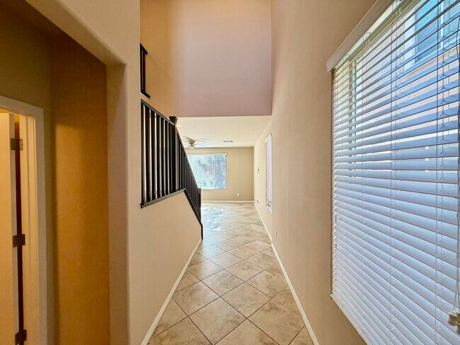 Photo - Wonderful two-story home in Mountain Edge