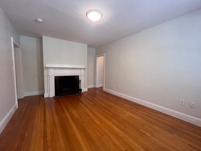Photo - 353 Harvard St Apartment Unit 2