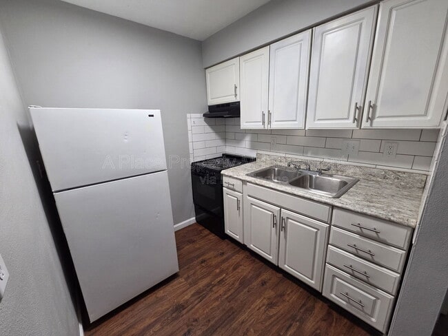 Photo - 2727 Hampton Ave Unidad 307