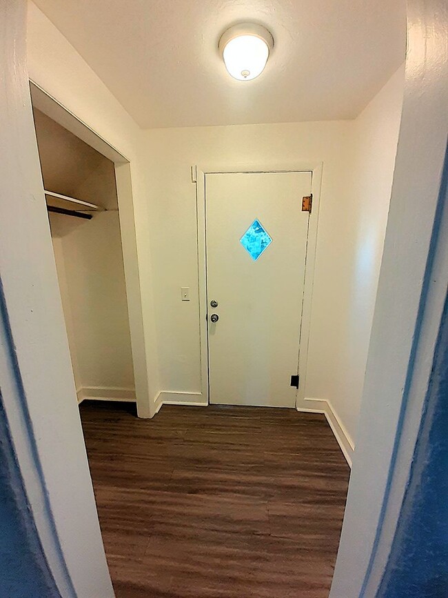 Photo - K300OH Unit #1