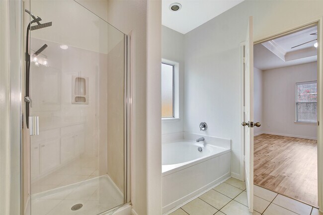 Photo - 4423 Garden Ridge Ct