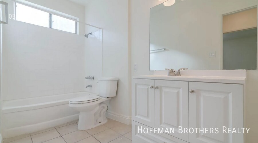 Photo - 948 S Carondelet St Unit 2A