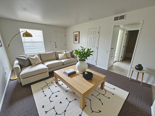 Photo - 1106 Eastside Dr Unidad A