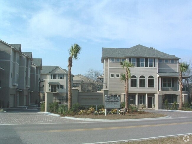 Building Photo - Hilton Head Plantation Rental