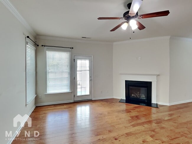 Photo - 10512 Royal Winchester Dr