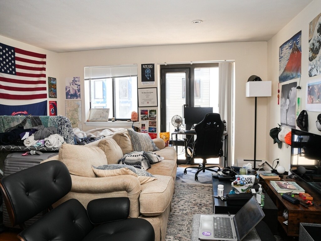 Photo - 1027 Commonwealth Ave Unit 33