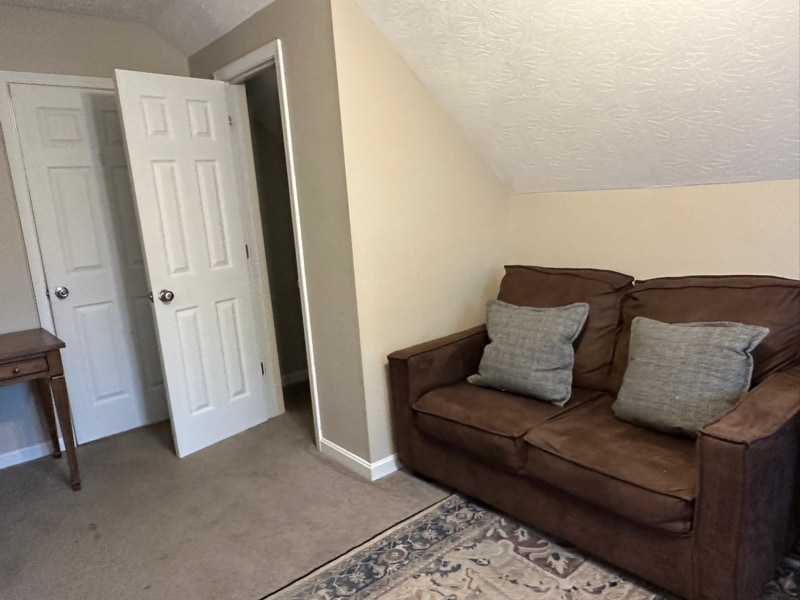 Photo - 207 Vineyard Rd