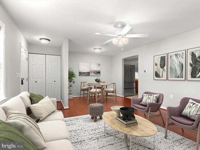 Photo - 9075 N Laurel Rd