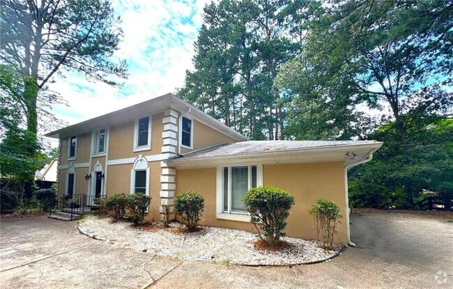Building Photo - 5338 Roberts Dr Rental