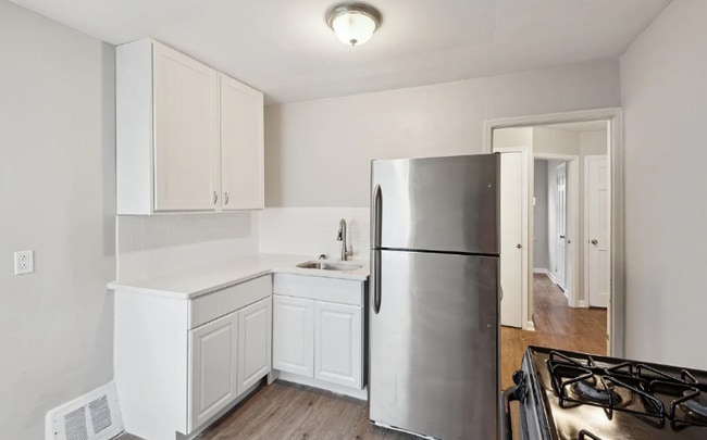 Photo - 21210 Kenyon Dr