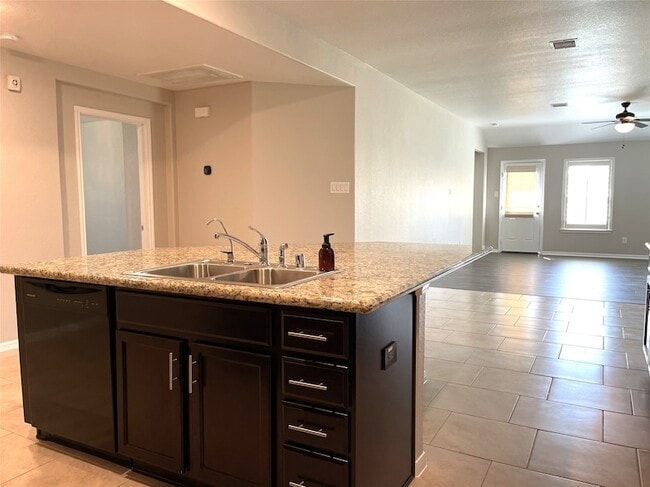 Photo - 29127 Innes Park Pl