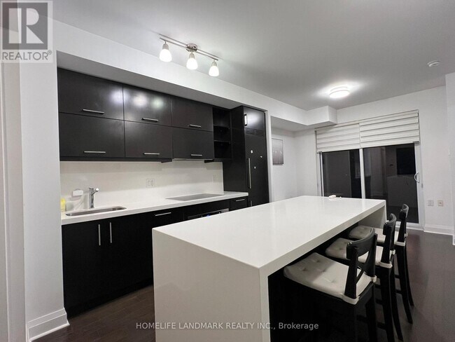 Photo - 1080 Bay St. Unité 1611