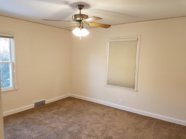 Photo - 4816 Davenport St Unidad Apt 2