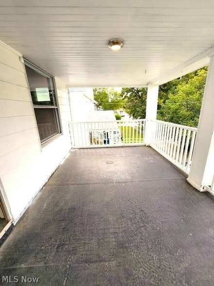 Photo - 1303 Lakeland Ave